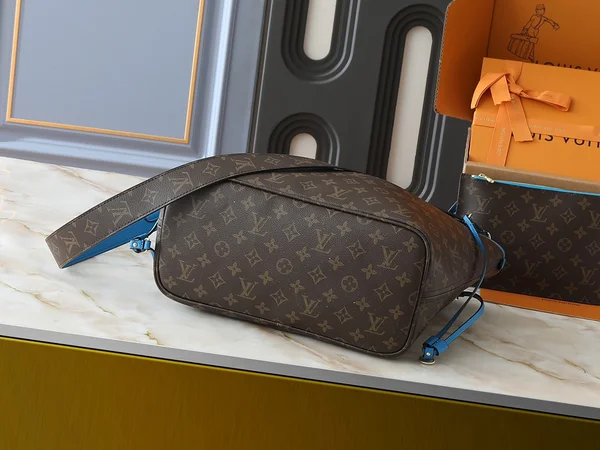 LOUIS VUITTON M13753 コピー