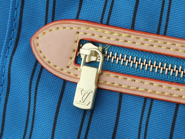 ルイヴィトン トートバッグ ブルー