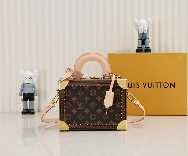 Louis Vuitton プティット・ヴァリーズ