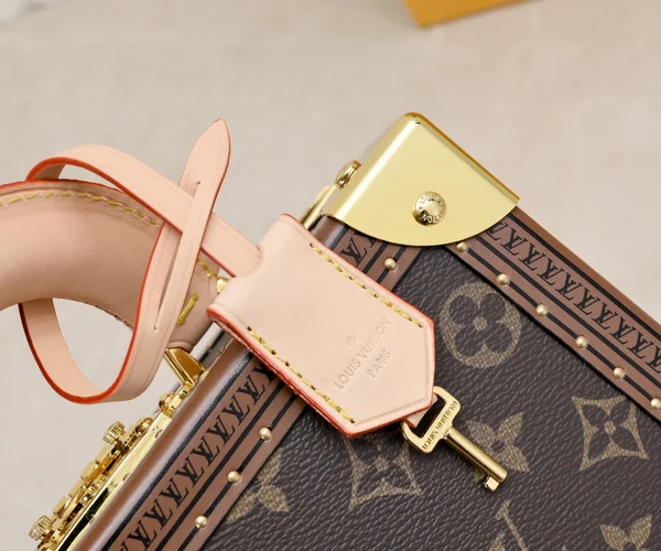 ルイヴィトン プティット・ヴァリーズ M20468