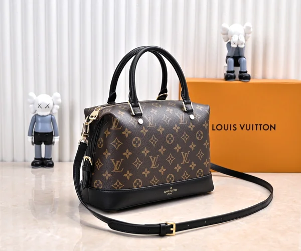 ルイヴィトン 女性 ハンドバッグ