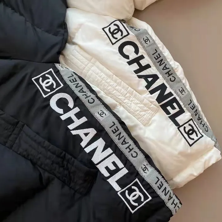 シャネル ダウンジャケットショート丈