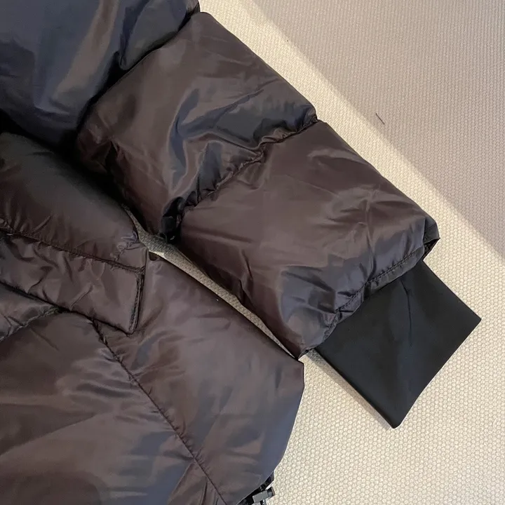 シャネルレディース ダウン