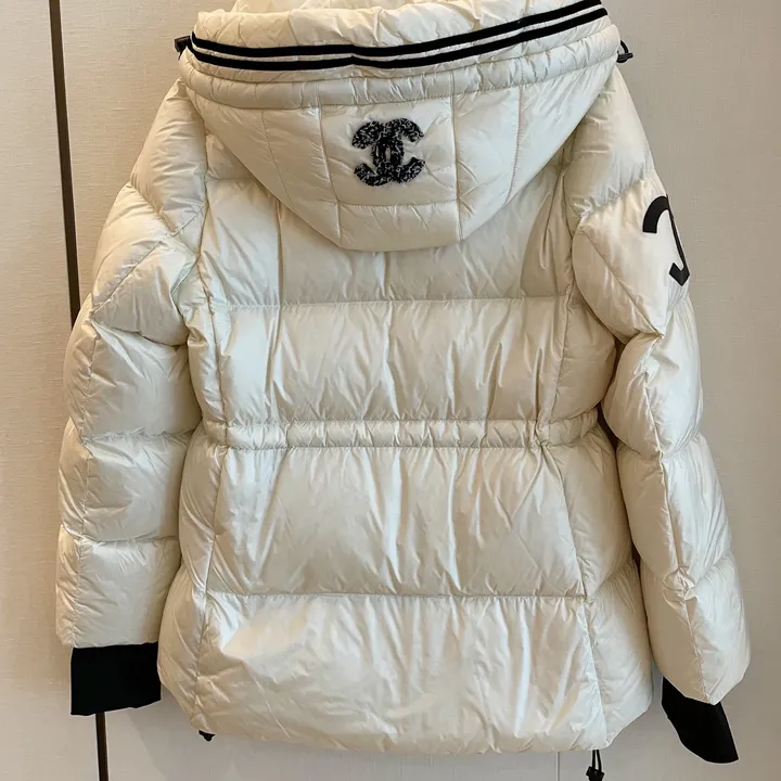 シャネル ダウンジャケット 高级
