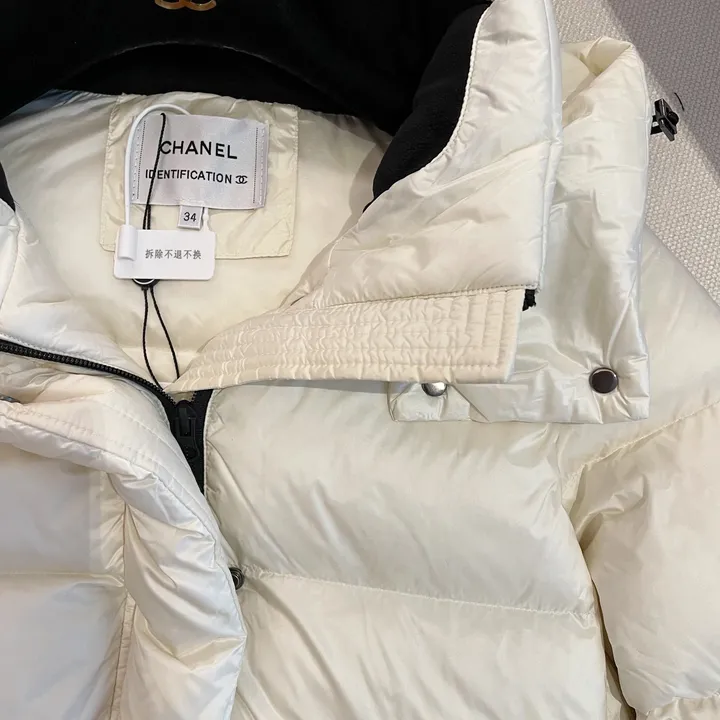 シャネル レディース ダウン