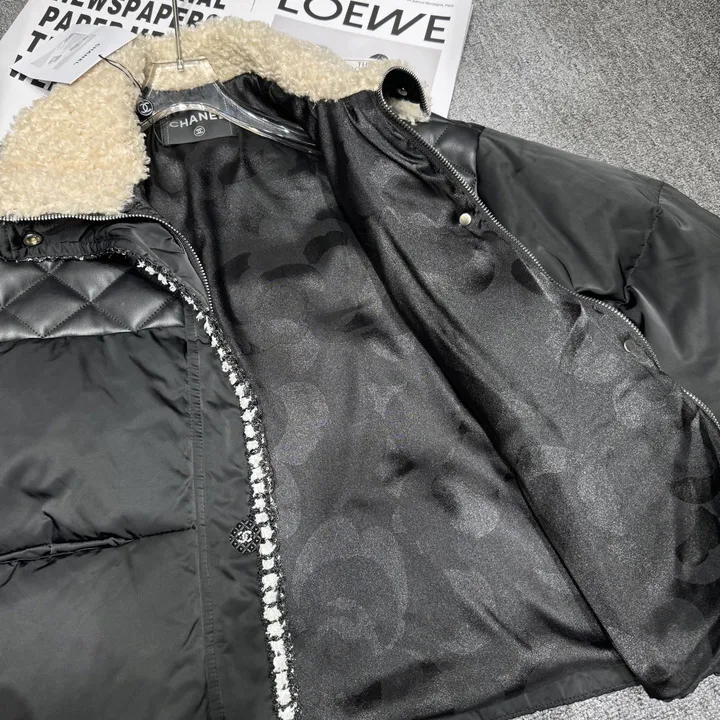 シャネル ダウン レース刺繍