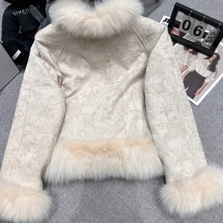 CHANEL ダウンコート おしゃれ