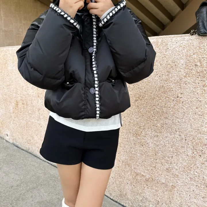 シャネルダウンジャケットファー付き