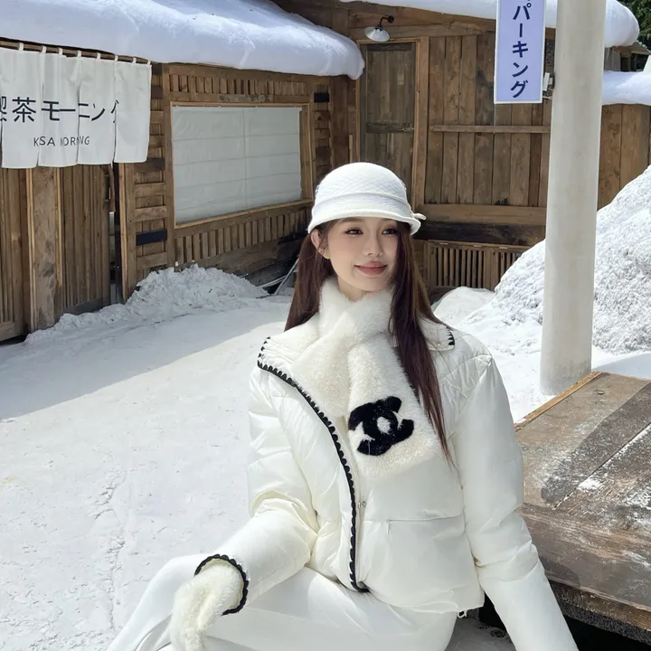 シャネル ダウンジャケット 秋冬 暖かい