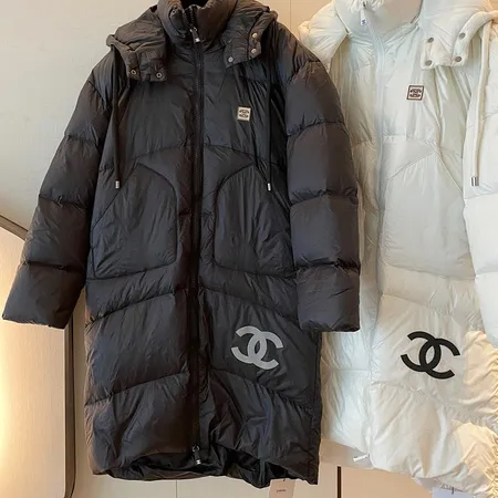 シャネル ダウンコート 黒