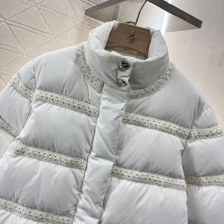 シャネル ダウンジャケットレディース 人気