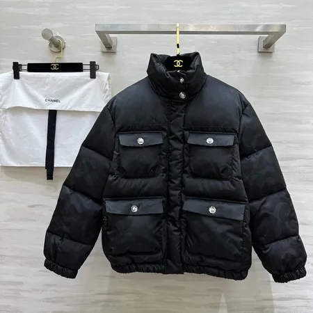 シャネル ココネージュ ダウンジャケット