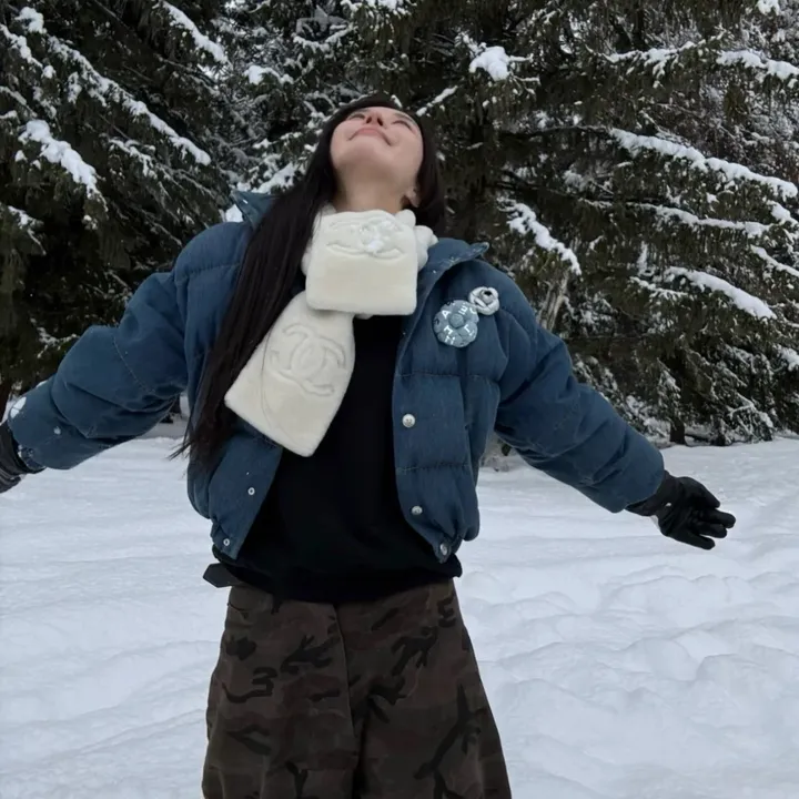 シャネル ショート丈 デニムダウン