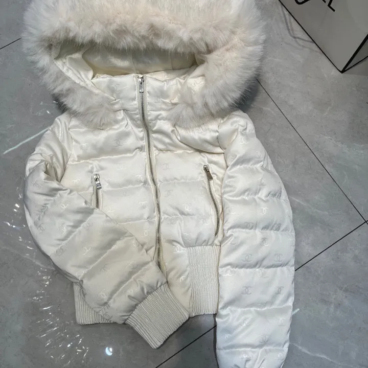 chanel ダウンジャケット 可愛い