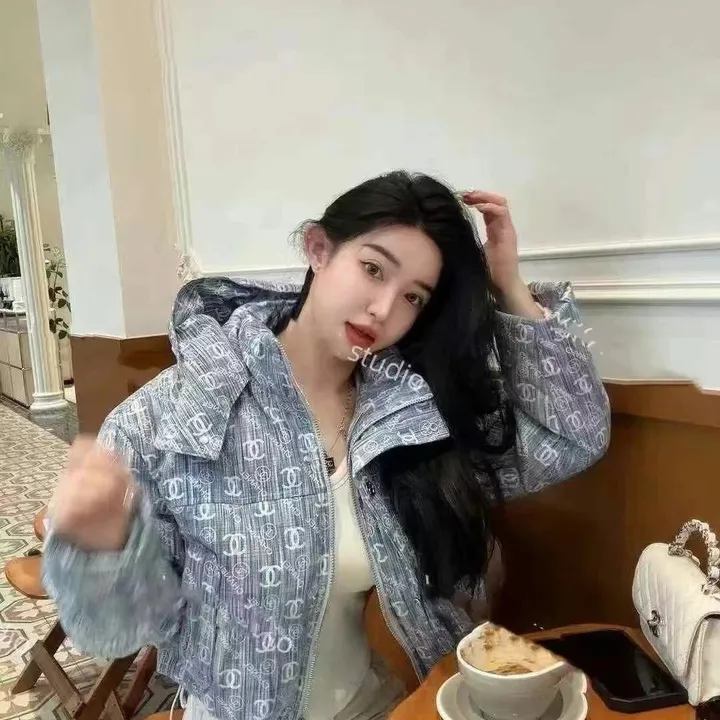 シャネル ショート丈 ダウンコート