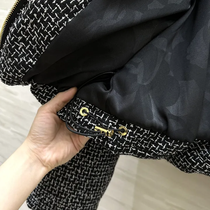 CHANEL ココマーク ダウン白黒