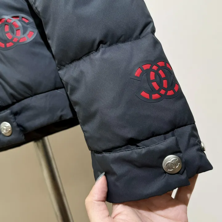 シャネル Coco Neige Puffer Jacke