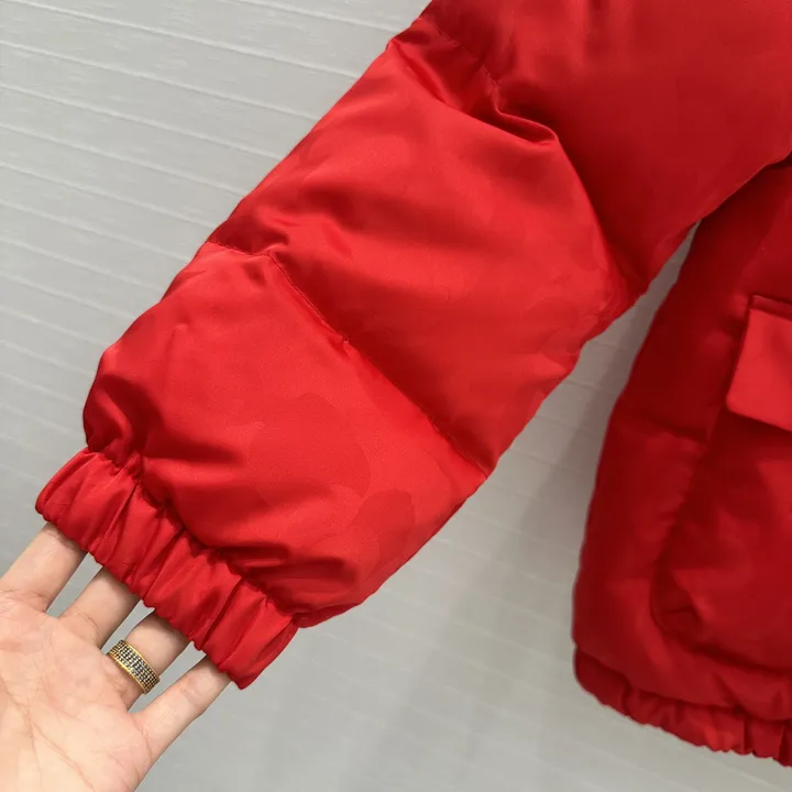 シャネルジャケット レッド 人気