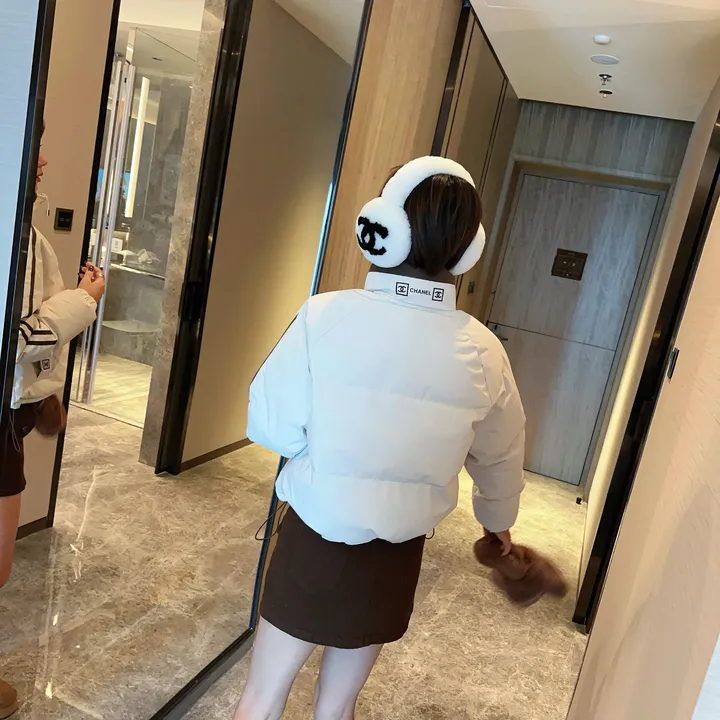 シャネル ダウンアウター 女子 可愛い