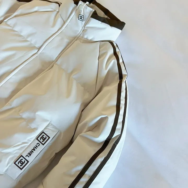 シャネル レディースダウン ショート