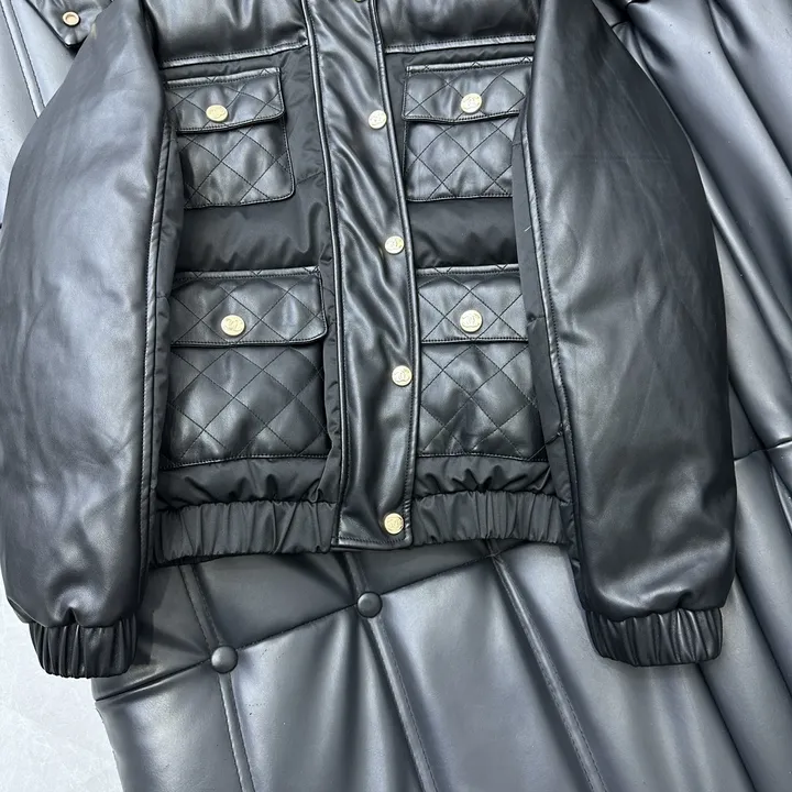 シャネル ダウンジャケット コレクション