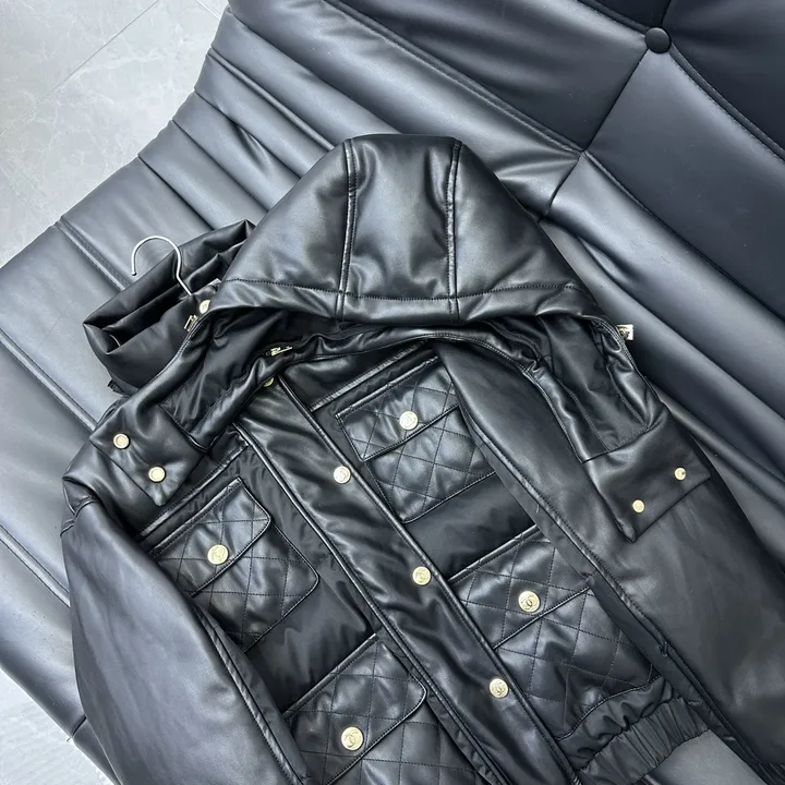 シャネルダウンコート パッファー