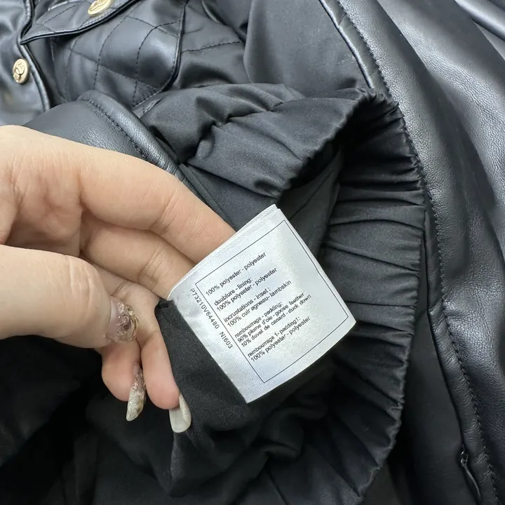 シャネル 光沢感 レザー アウター