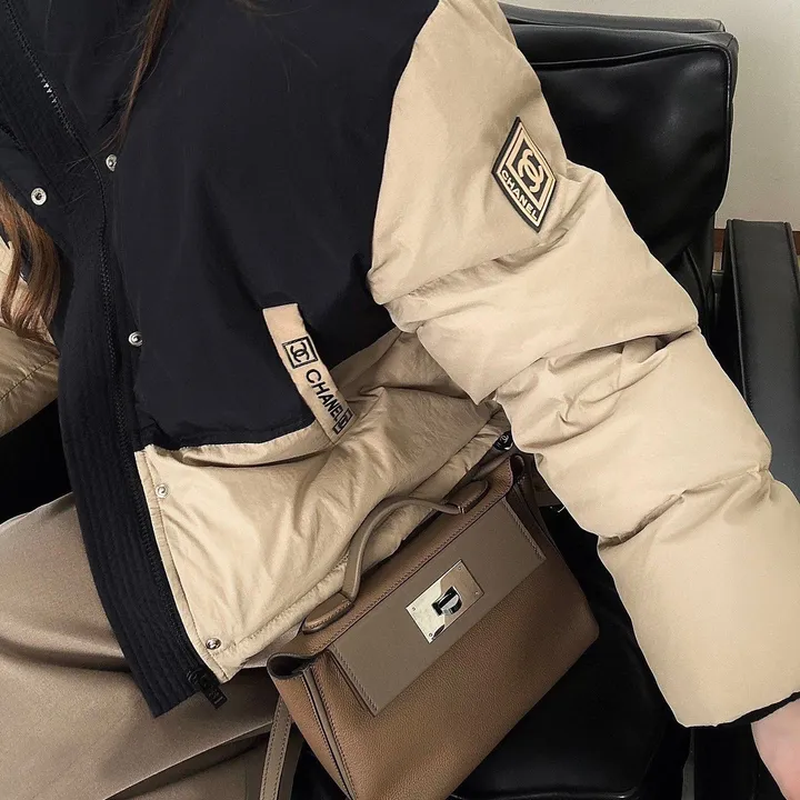 シャネル ショート ダウン コート