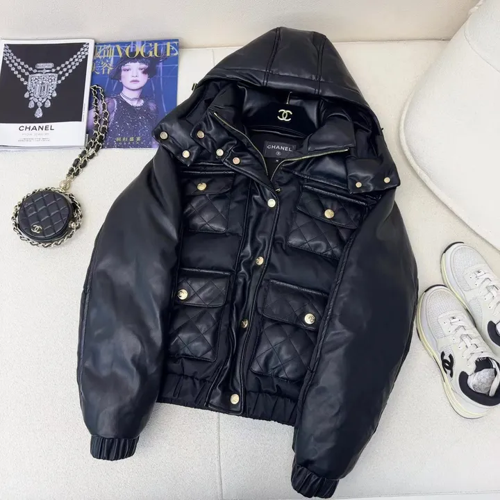 シャネル ココネージュダウンジャケット