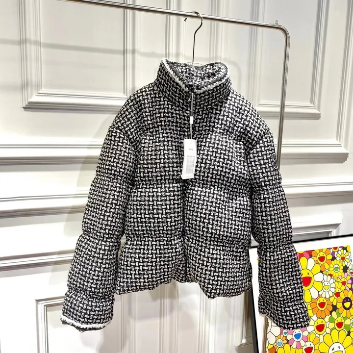 シャネル レディース ダウン