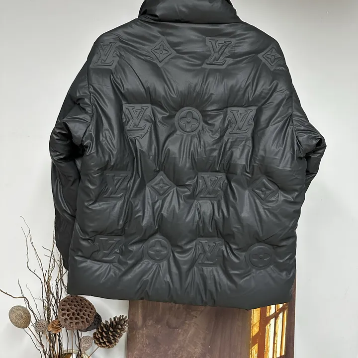 ルイヴィトン ダウンジャケット 激安通販