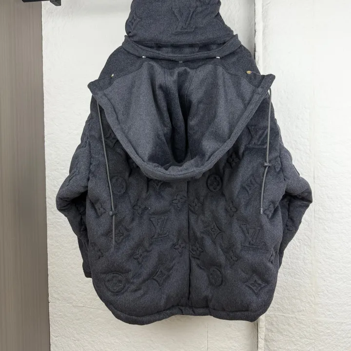 ルイヴィトン モノグラムボーイフッドパファ ジャケット