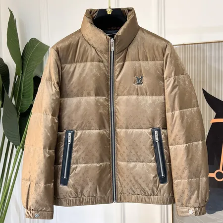 ルイヴィトン メンズ ダウンジャケット