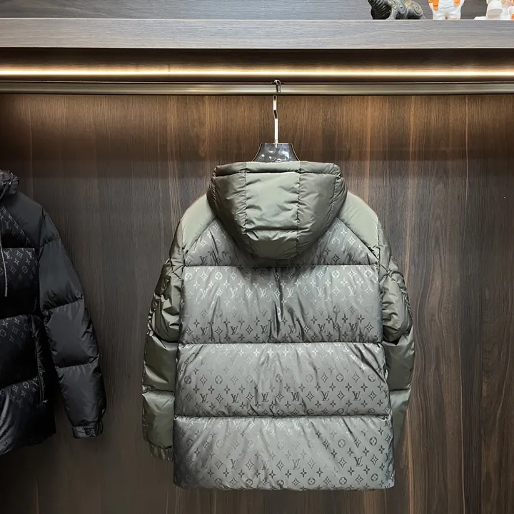 LV 軽くて ダウン ジャケット
