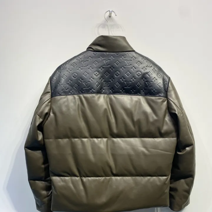 ルイヴィトンレザーアウター