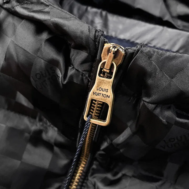 ルイヴィトン ダウン ショート丈