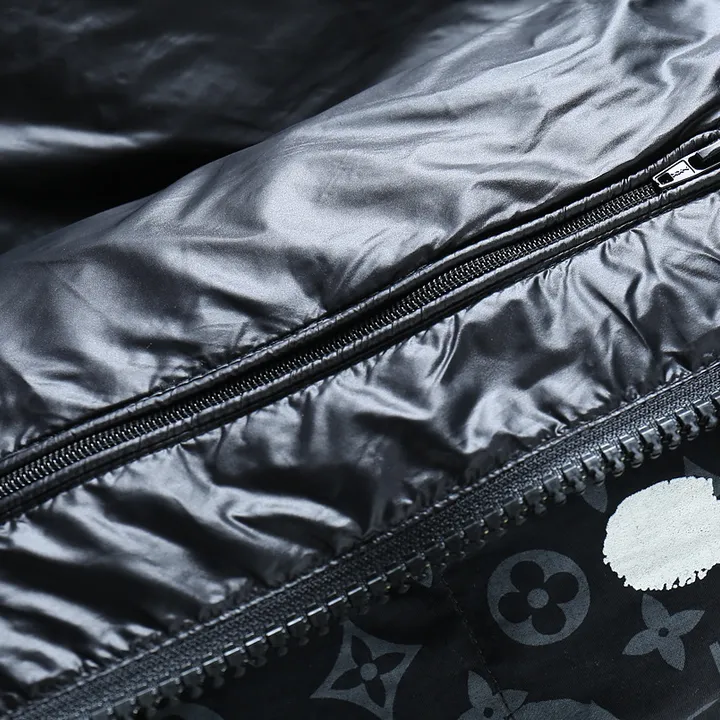 ルイヴィトン メンズダウン ブラック