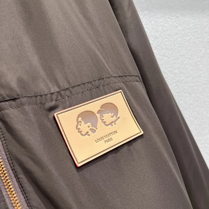 ルイヴィトン リバーシブル ジャケット