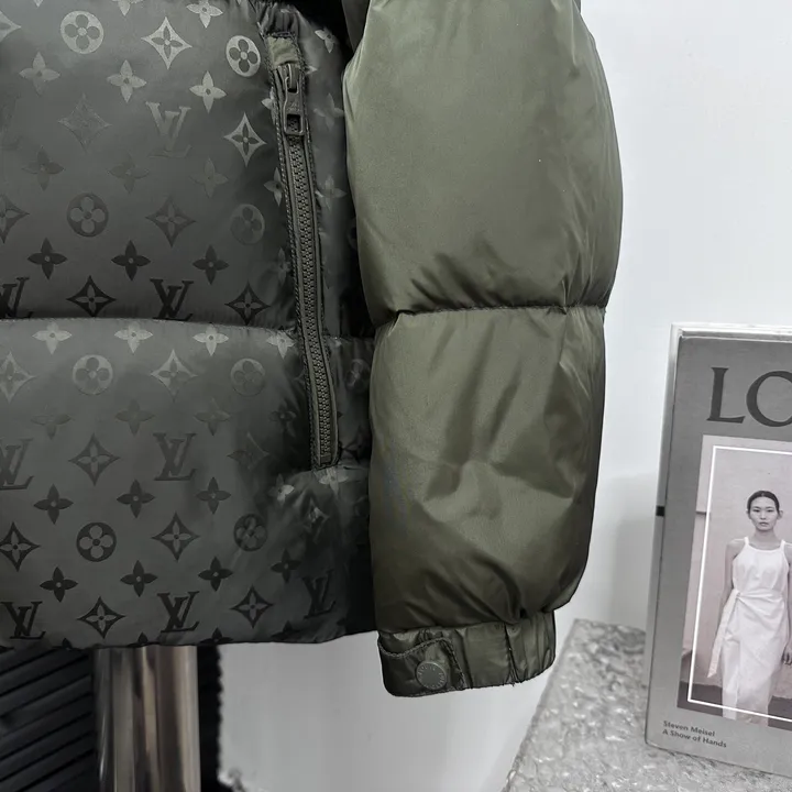 ヴィトン ダウン 撥水加工