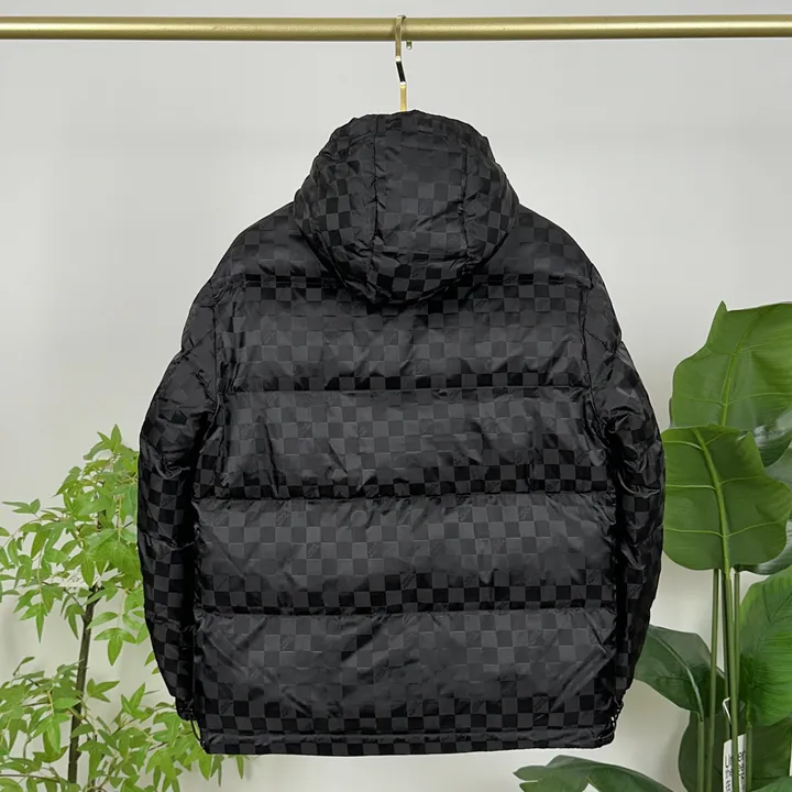 LV メンズダウン チェック柄