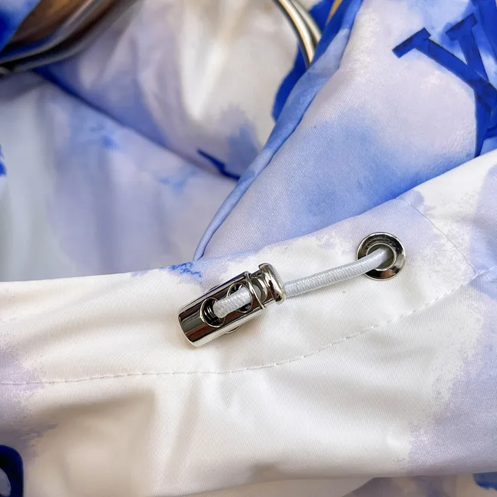 ルイヴィトン ダウン防寒 保温