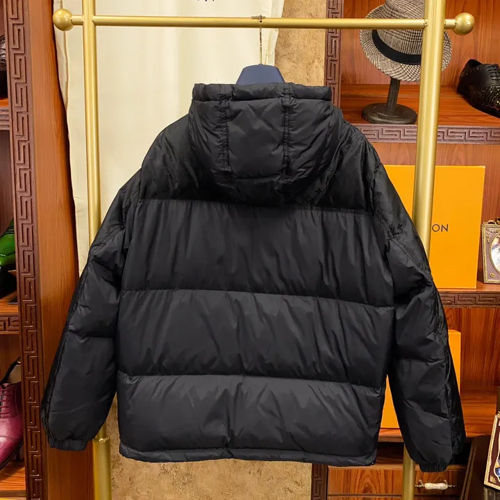 ルイヴィトン 高级 ダウンジャケット