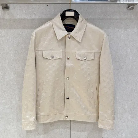 ルイヴィトン ダウンジャケット