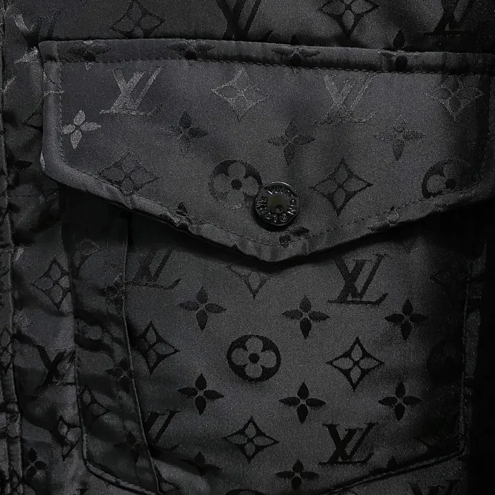 LOUIS VUITTON 冬コート ブラック