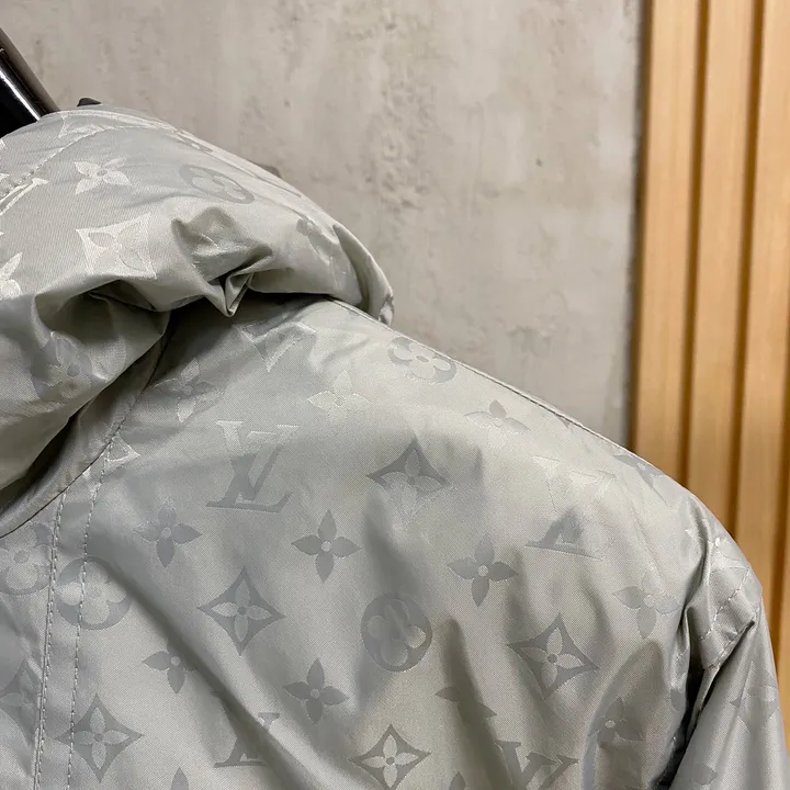 ルイヴィトン ダウン 人気