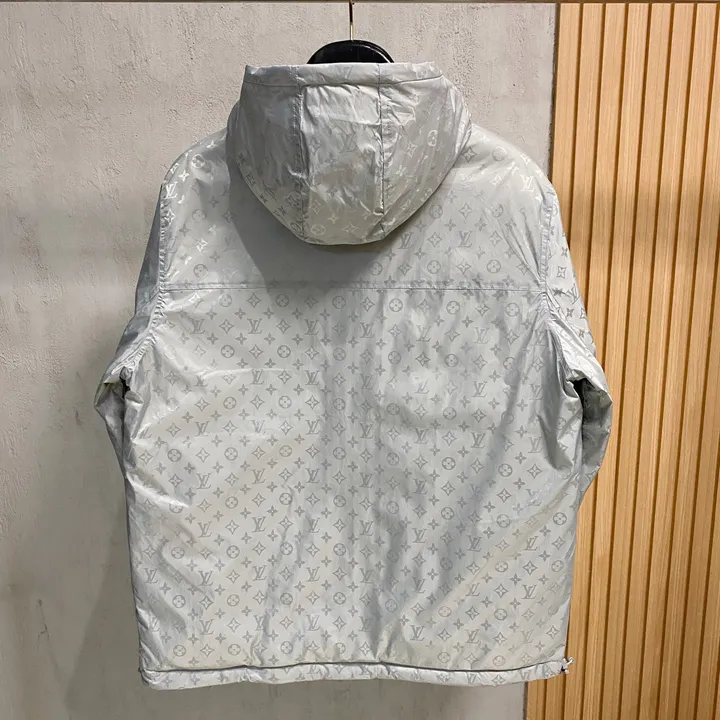 ルイヴィトン ダウン ショート丈