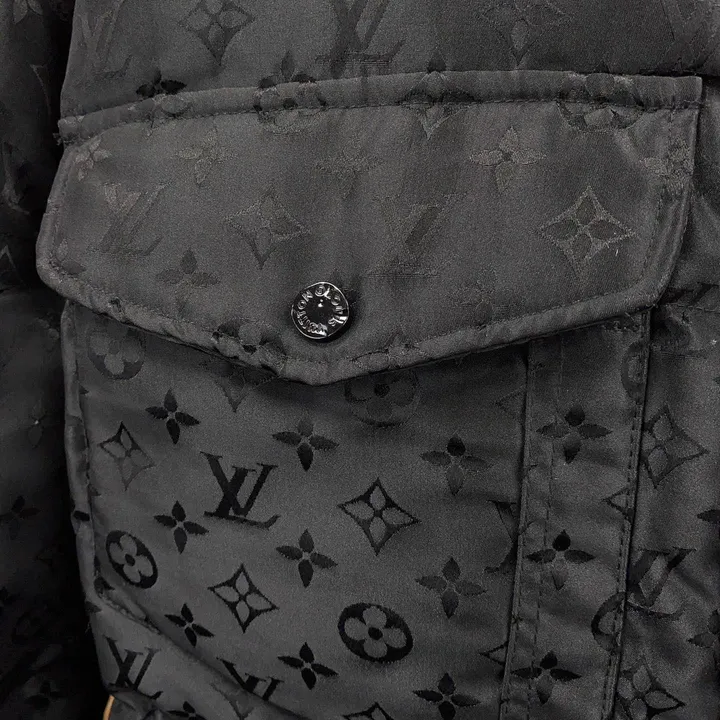 ルイヴィトン ジャカード ダウンジャケット