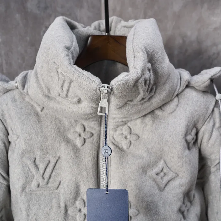 ルイヴィトン ボーイフッド グレー