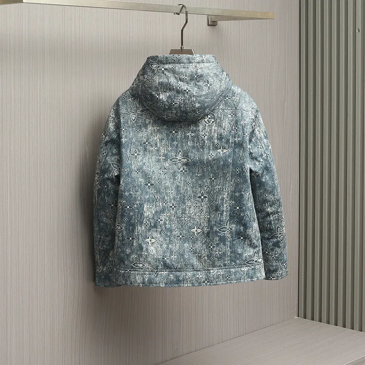 ルイヴィトン ダウンジャケット 2025