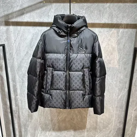 ルイヴィトン ダウンジャケット モノグラム